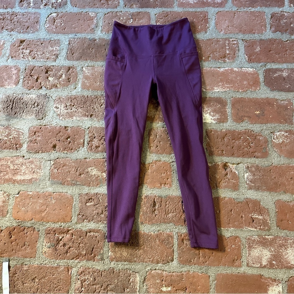 Danskin size XS purple Brushed 7/8 Legging with pockets